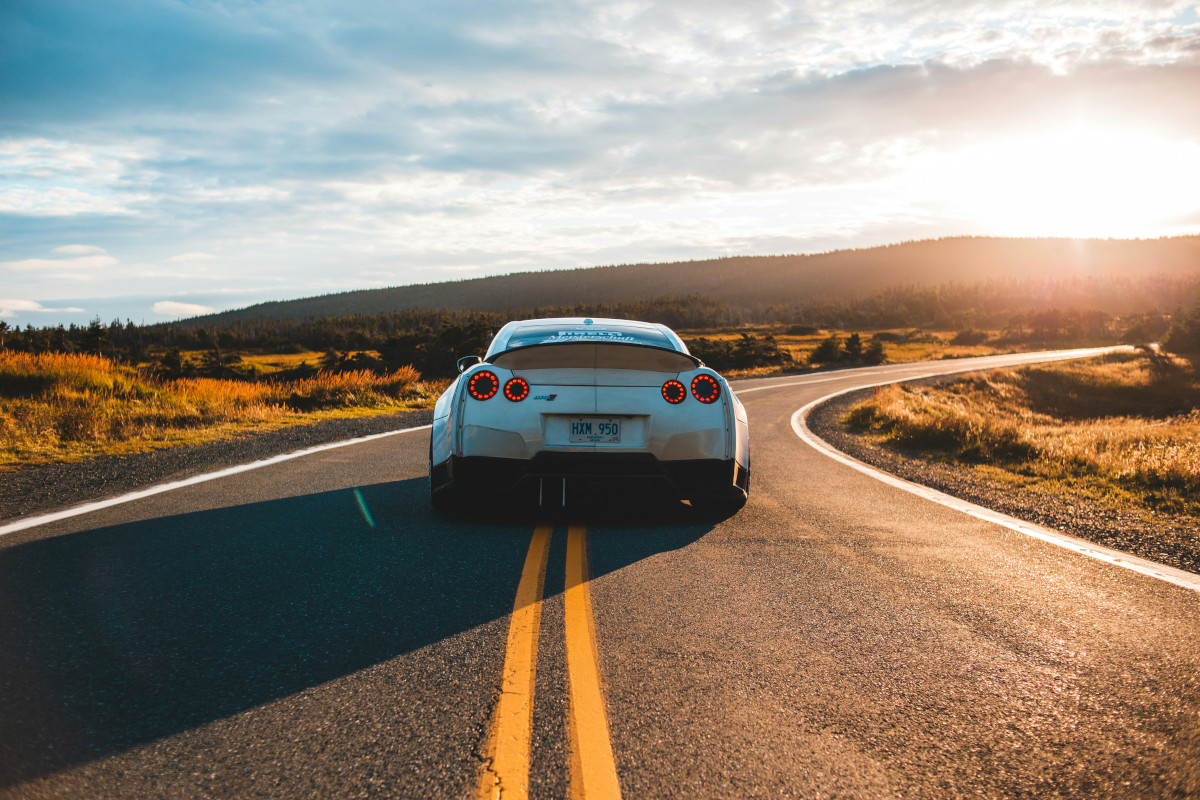 Auto sportive a prezzi competitivi.